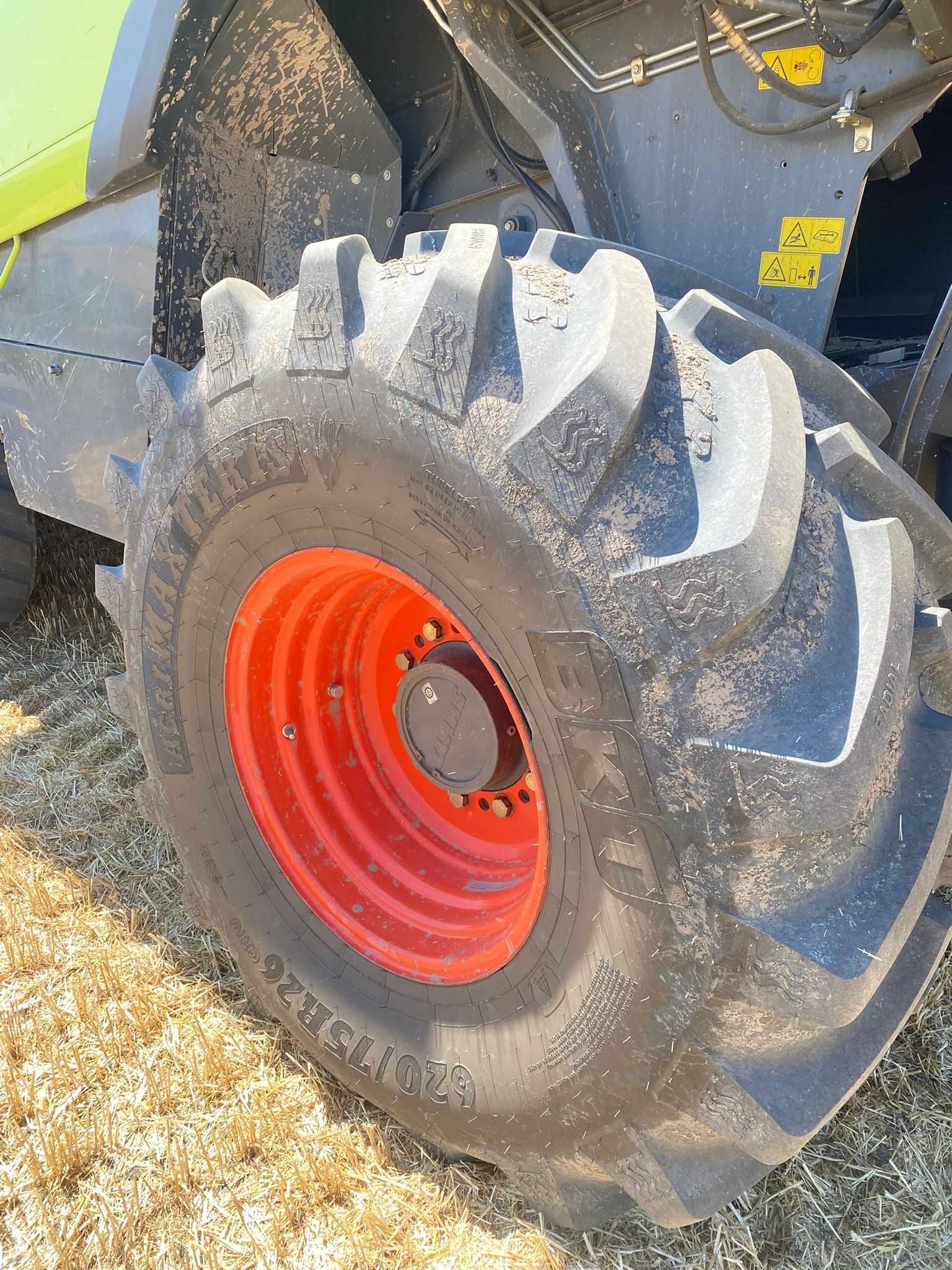 Claas Lexion 770TT, 2014 rok - 2000 godzin, header 9 metrów