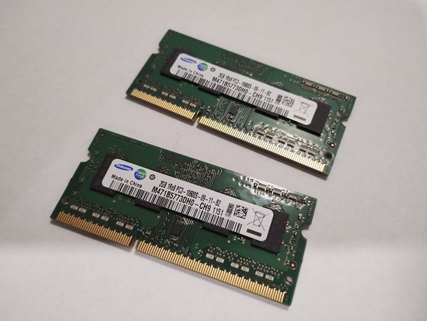 Pamięć 2x 2GB SODIMM DDR3 Samsung 10600