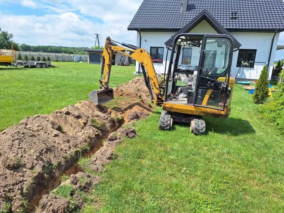 Usługi minikoparką koparką ,  wozidłem. Roboty Ziemne