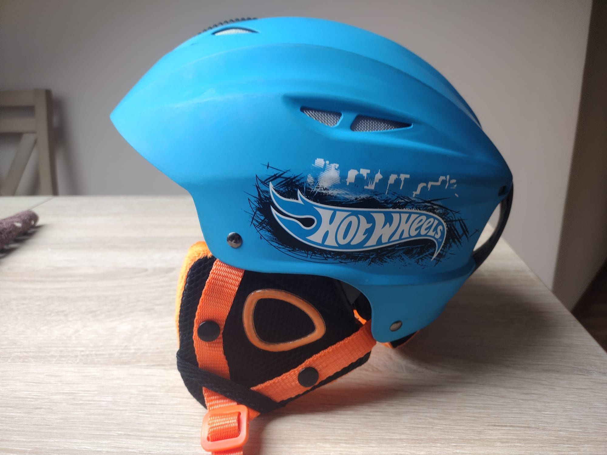 Kask narciarski Hot Wheels