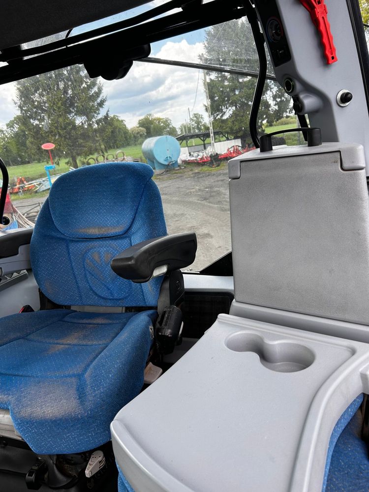 New Holland T7 200