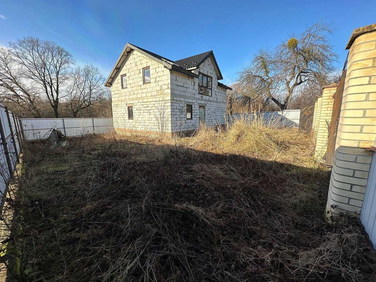 ПРОДАЖ чудового будинку із землею неподалік від м. Самбір