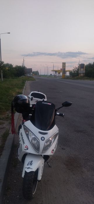Скутер Spark sp150s-28