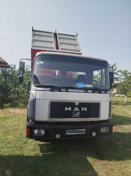 Вантажний MAN 14/192 самоскид