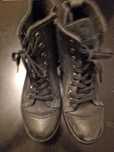 Cieplejsze czarne buty