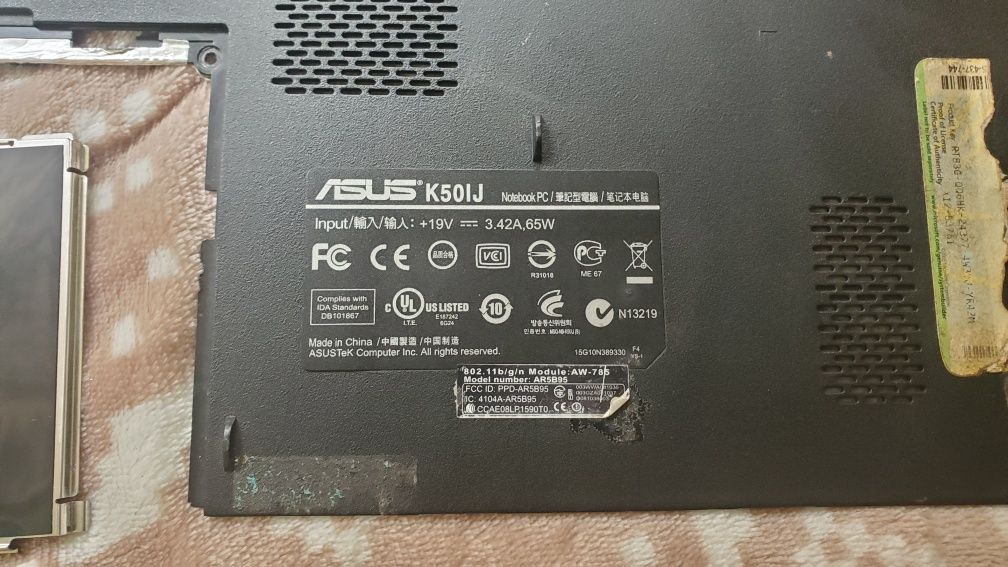 Laptop Asus K50IJ – na części, sprawna matryca, RAM, obudowa