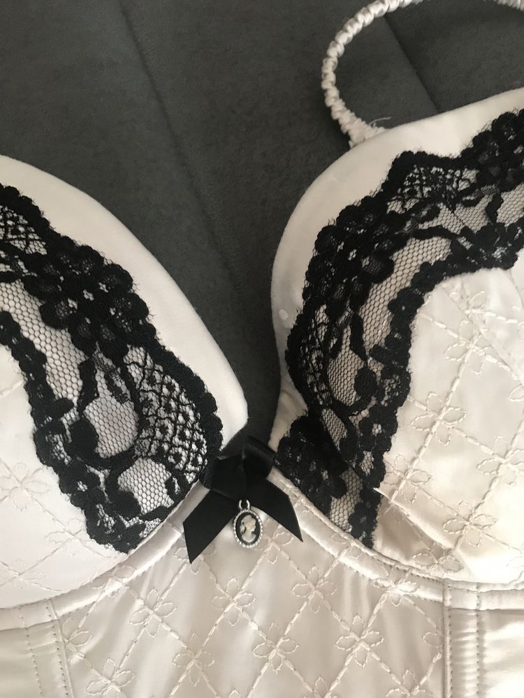 Gorset ecru H&M  r. 36