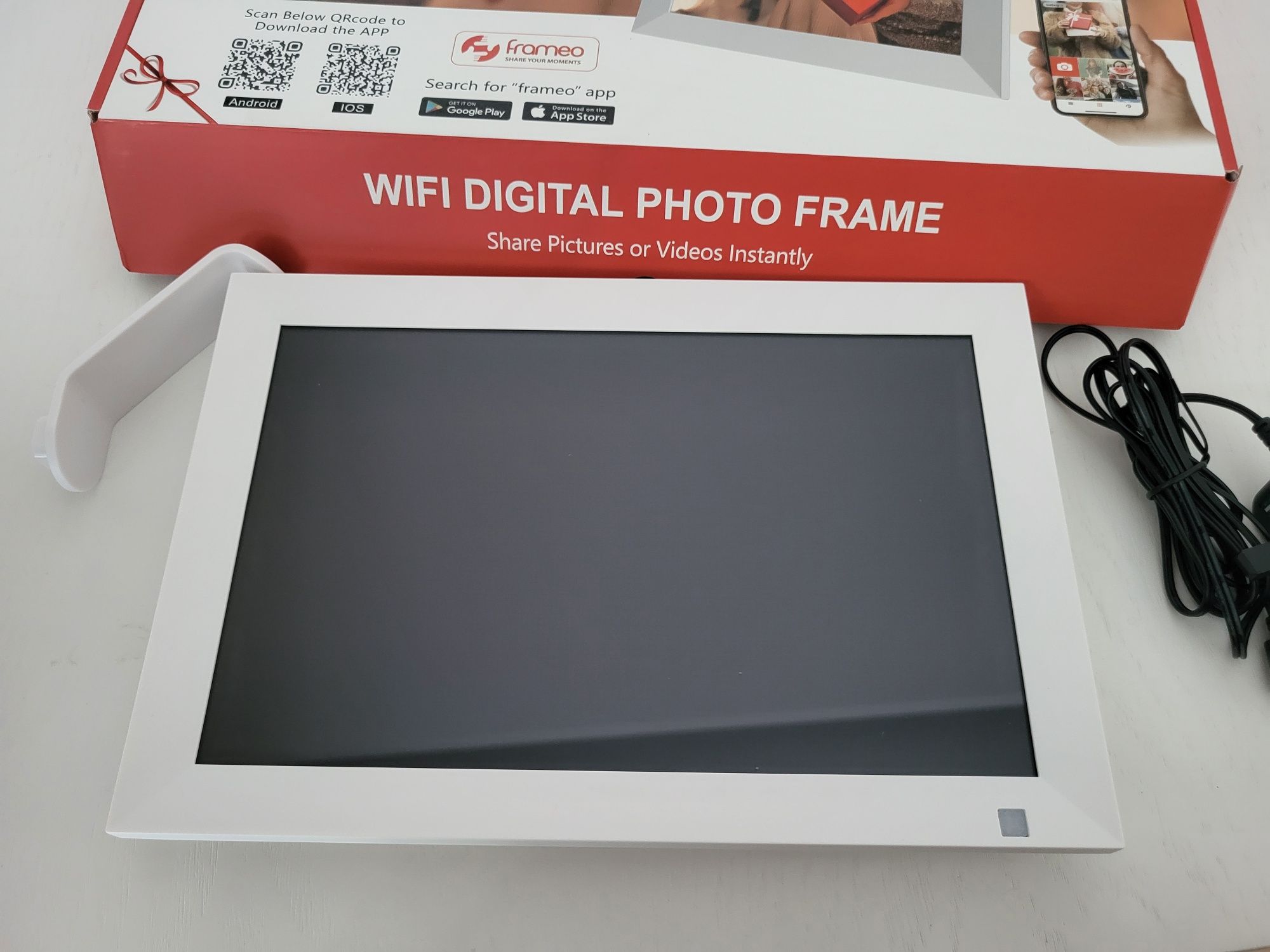 Cyfrowa ramka na zdjęcia WiFi Frameo 10,1" biała