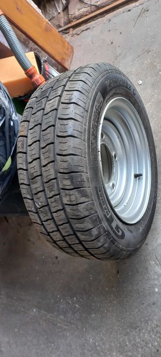 Reboque atrelado Infor Williams 3500kg