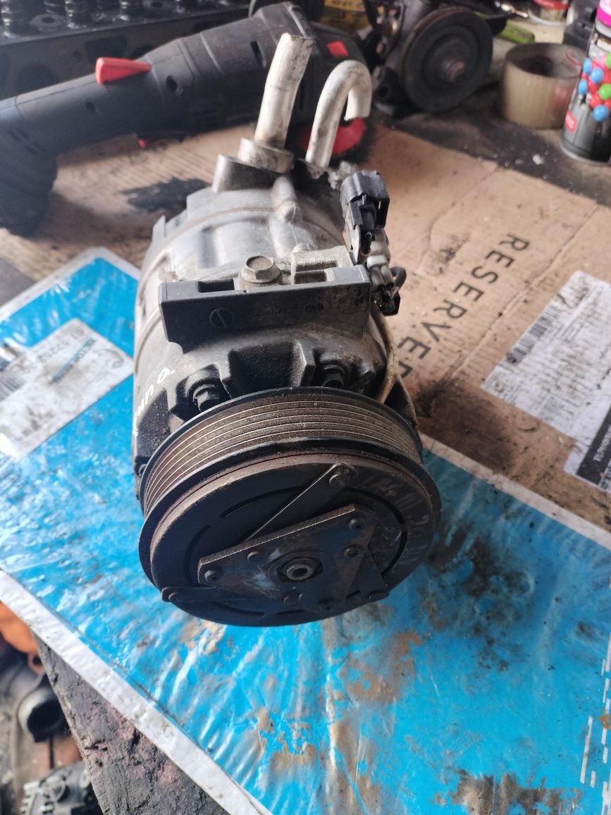 Компресор кондиціонера Renault Laguna III 2007-2015 2.0 8200720780А