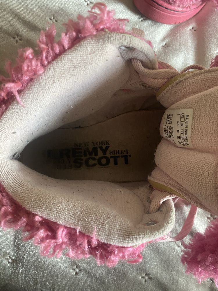 продам кросовки jeremy scott poudle