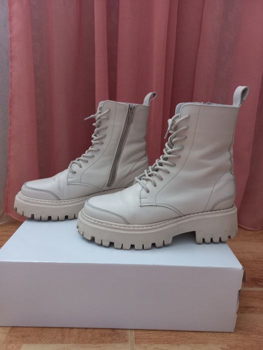 Чоботи з натуральної шкіри