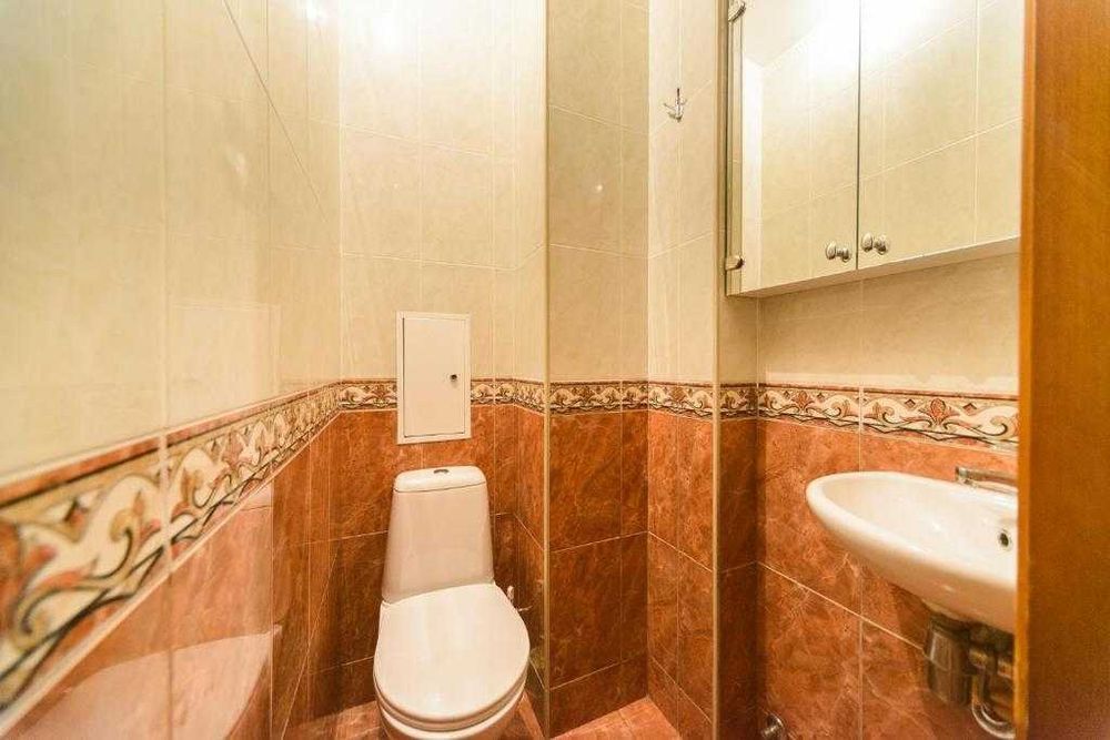 2к ЛЮКС біля метро Дарниця, новий будинок, 6 спальних місць, подобово