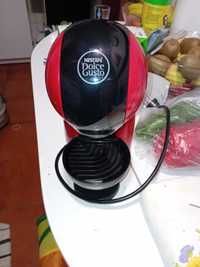 Maquina café dolce gusto vermelha