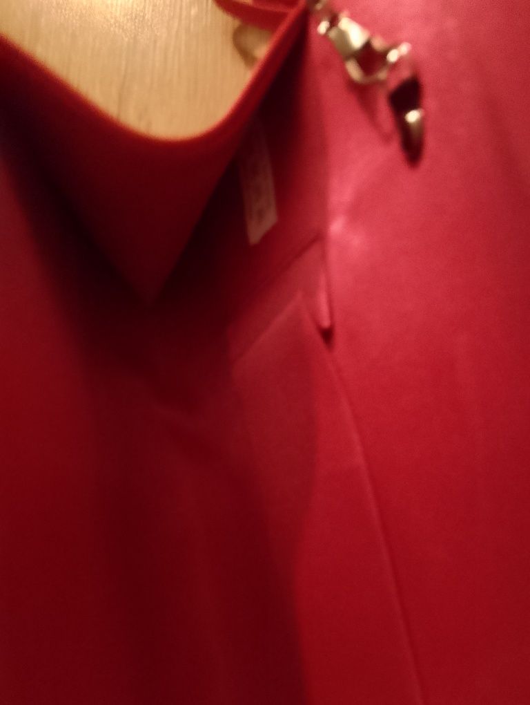 Nowa elegancka kopertówka w kolorze fuksji