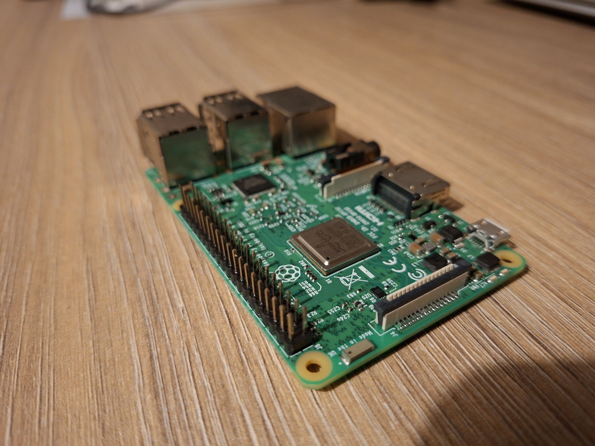 Raspberry Pi 3 Model B v1.2 WiFi Bluetooth 1GB RAM 1,2GHz
