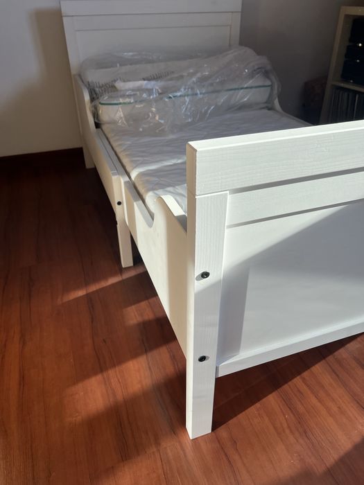Cama extensível criança Ikea em ótimo estado