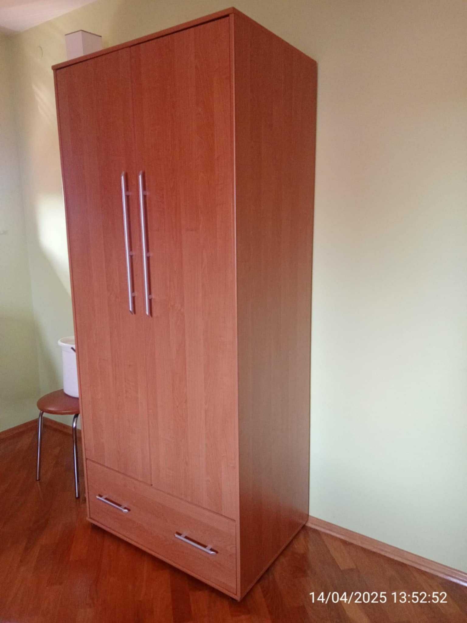 Szafa dwudrzwiowa z szufladami