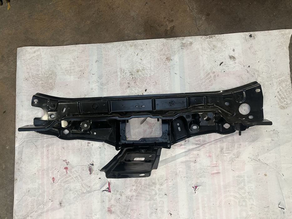 pas przedni wzmocnienie Dacia, Jogger