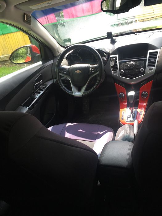 Продам шевроле круз