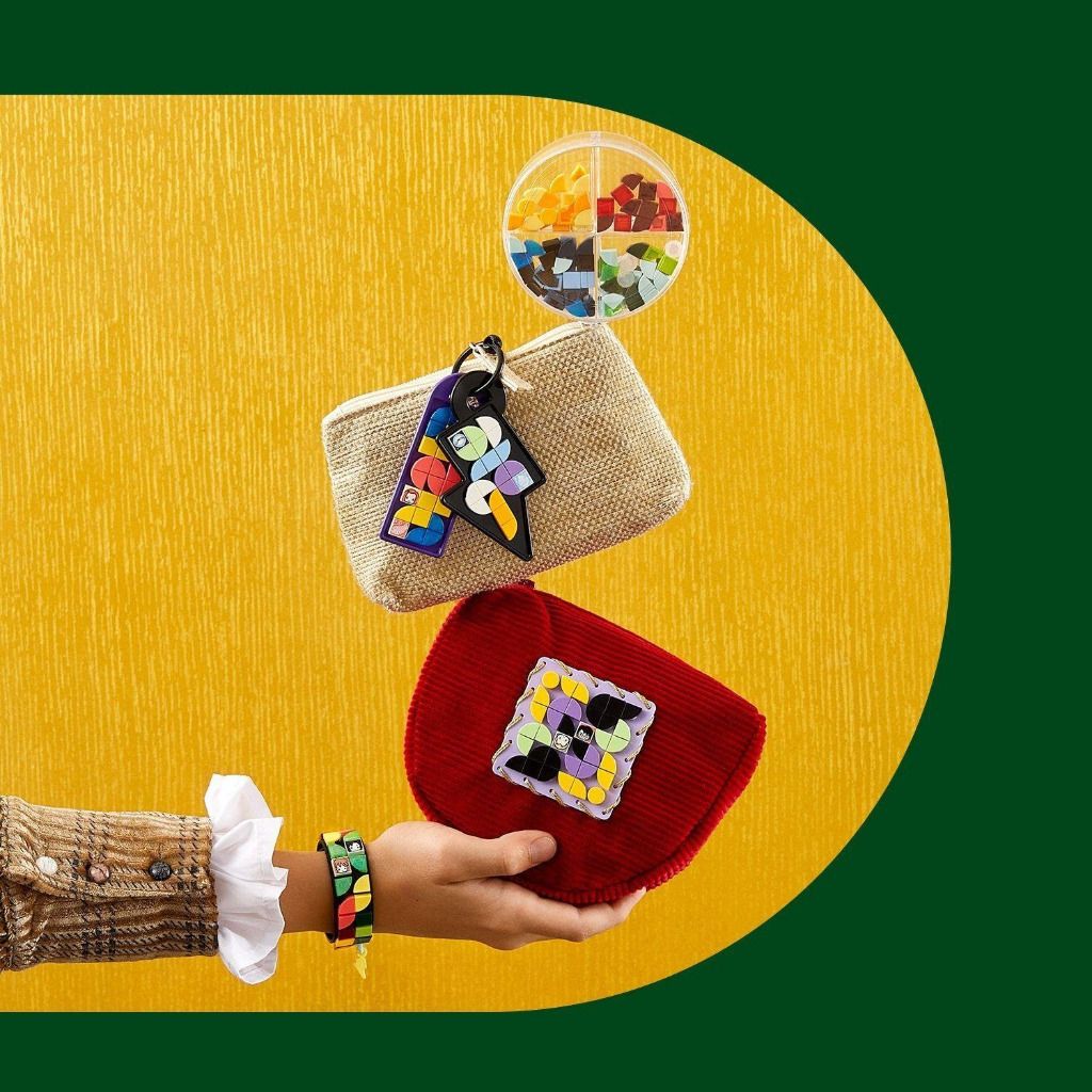 LEGO Dots Zestaw akcesoriów z Hogwartu 41808