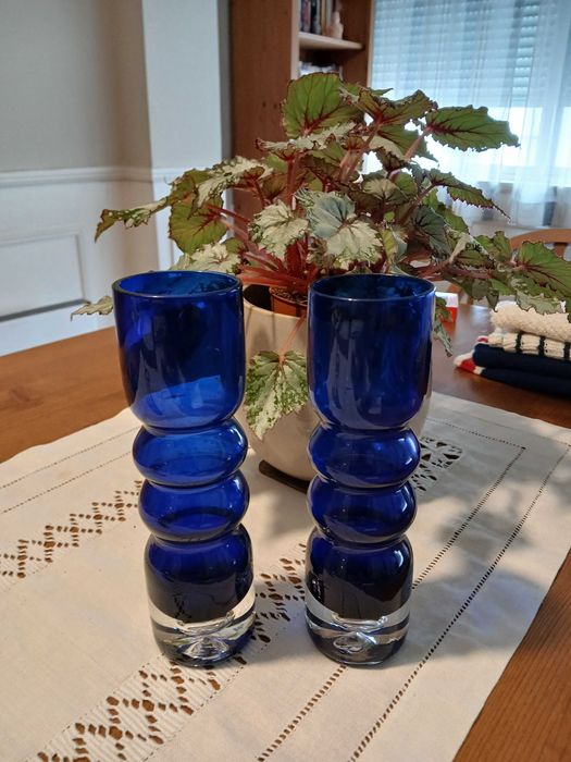 2 jarras azuis gato preto novas