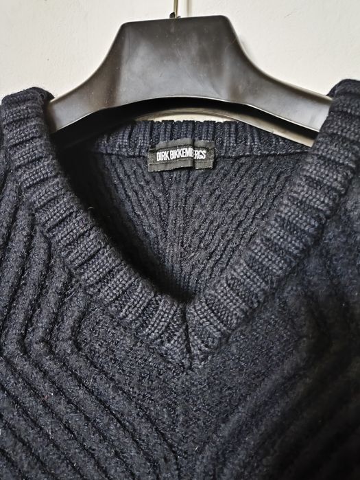 DIRK BIKKEMBERGS шикарний шерстяний светр оригінал s-m