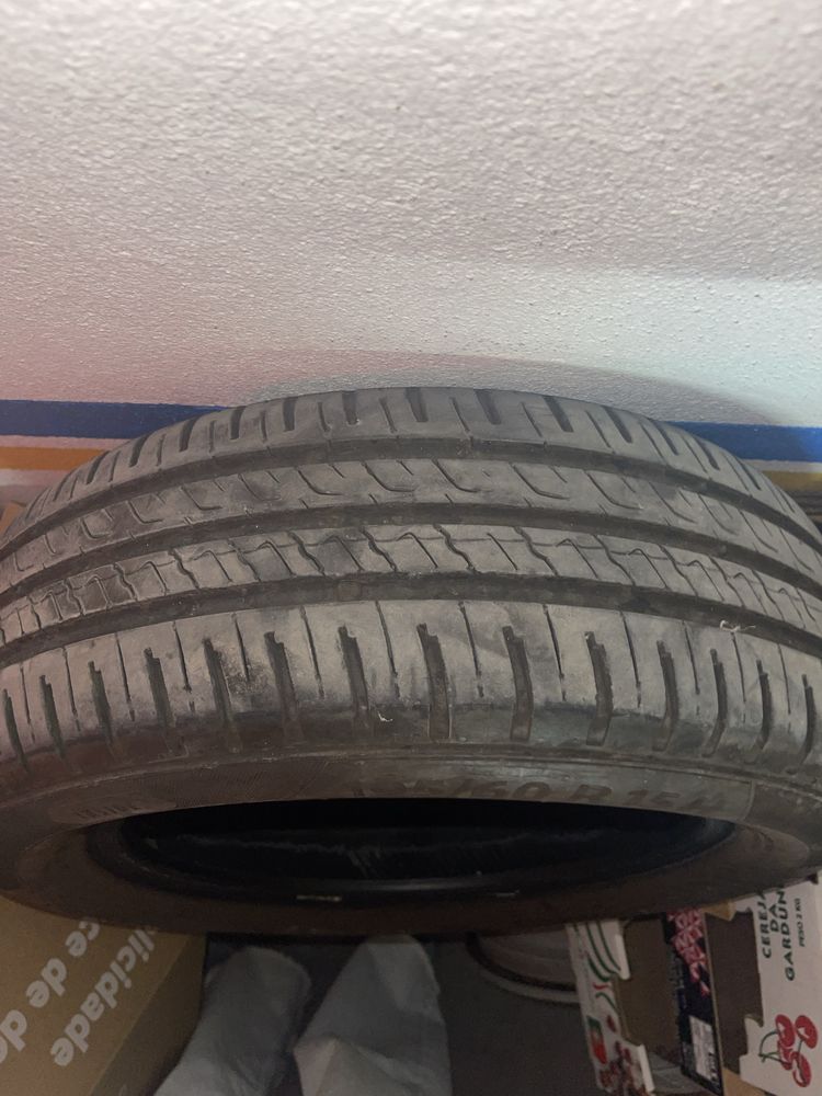 2 Pneus Barum Bravuris 5HM 196/60 R 15 H Seminovos