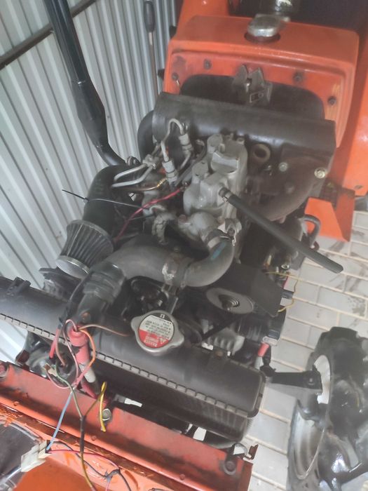 Traktorek ogrodniczy Hinomoto c172 z silnikiem diesla Kubota