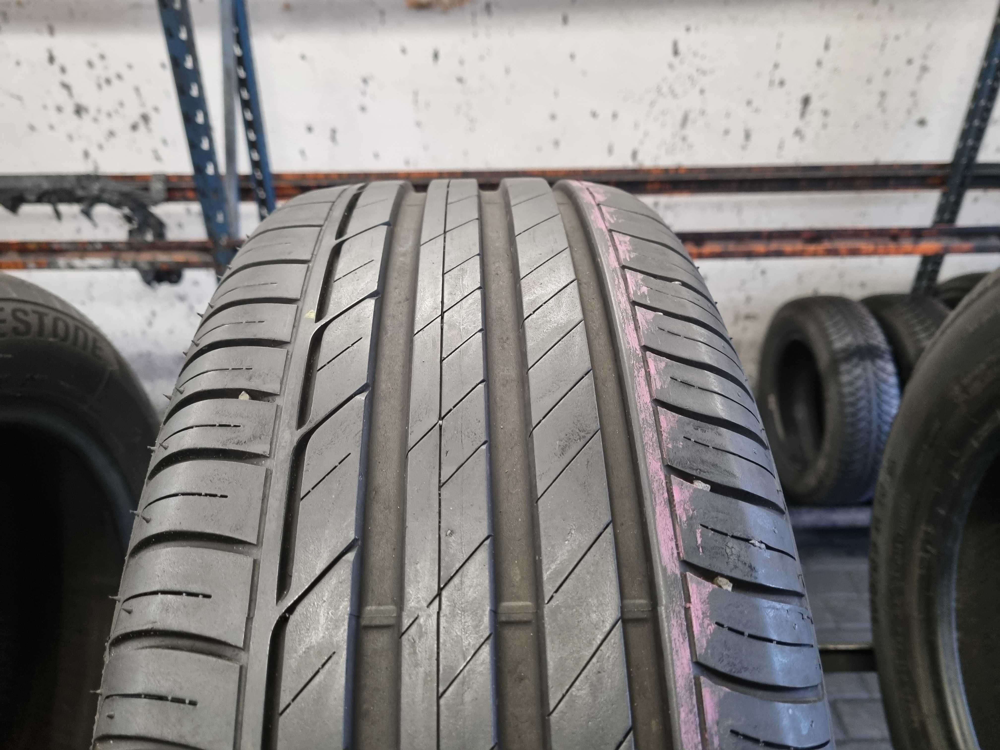 215/60/16 99V Bridgestone Turanza T001 Dot.3218R