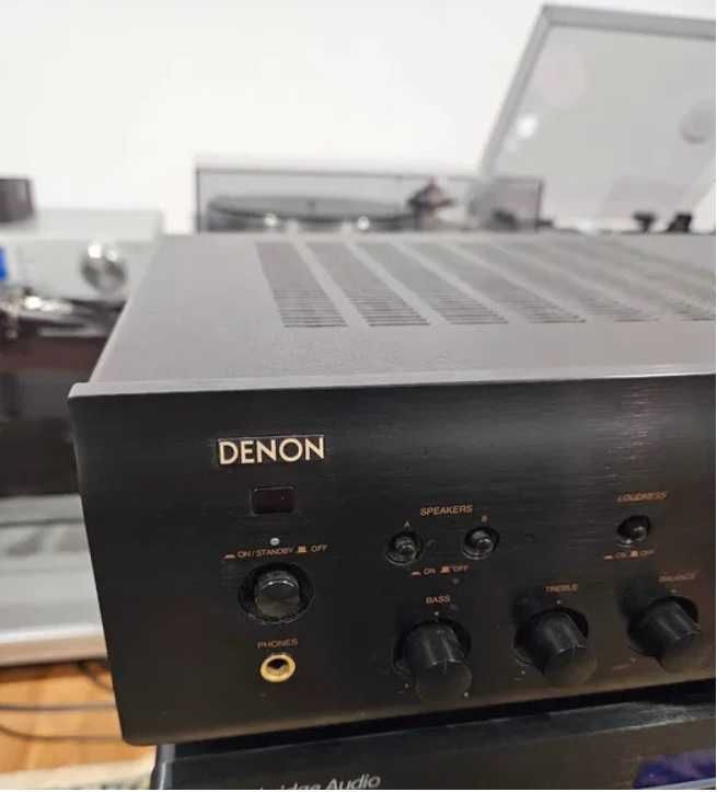Amplificador Denon PMA-500AE