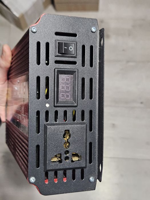 Інвертор перетворювач 220в 24в