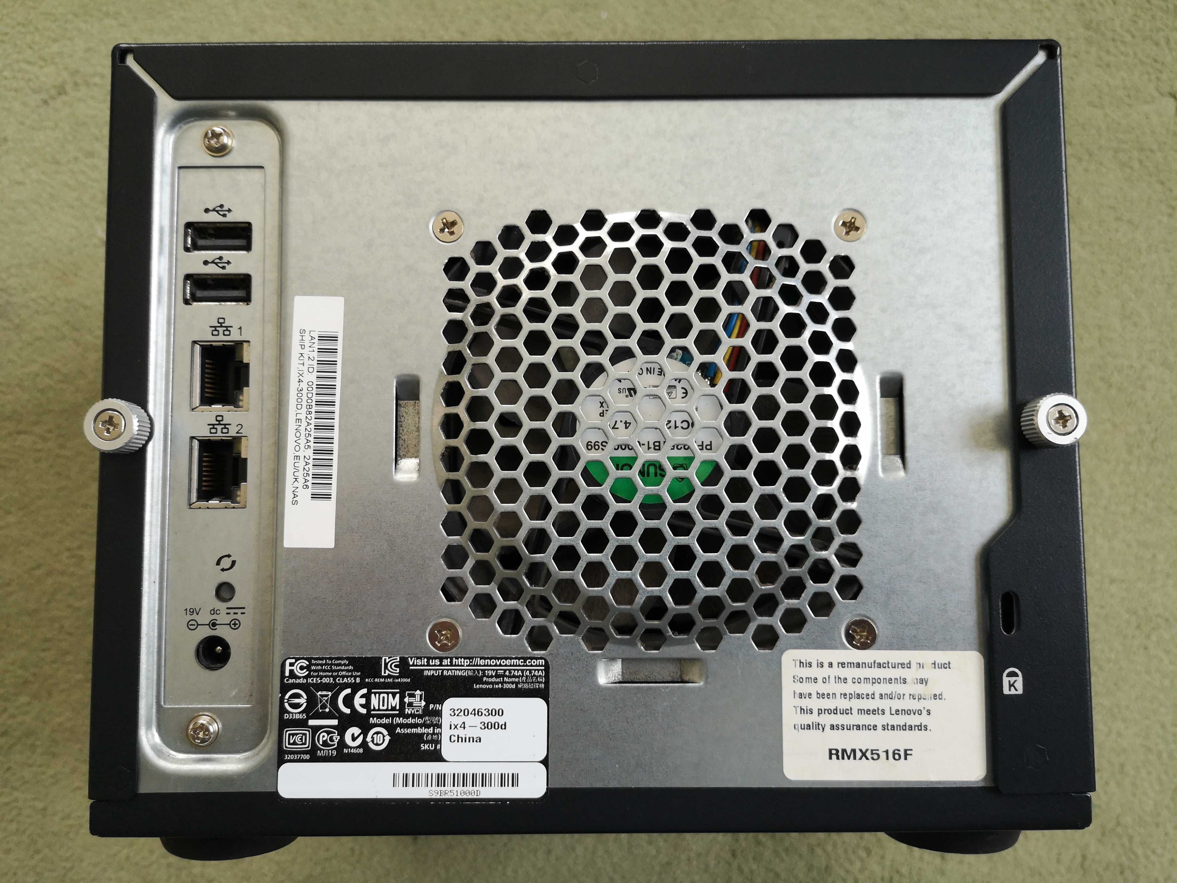 LENOVO IX4-300D (4ЖД) сетевое хранилище, сервер, мережеве сховище