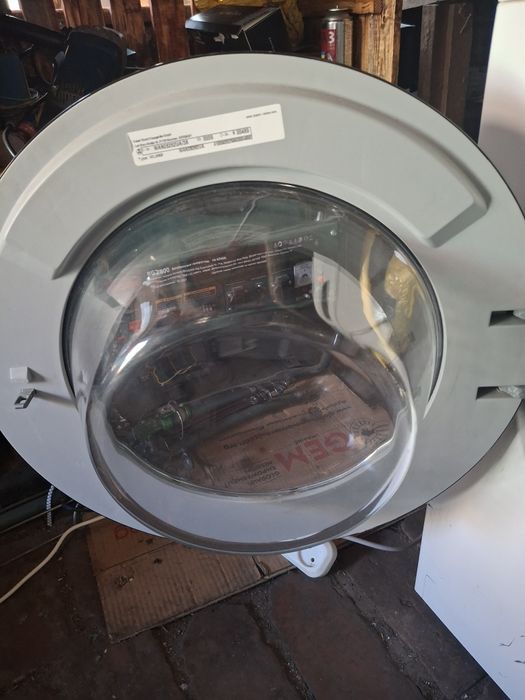 Продам стиральную машинку Bosch и электро печь Hansa только самовывоз