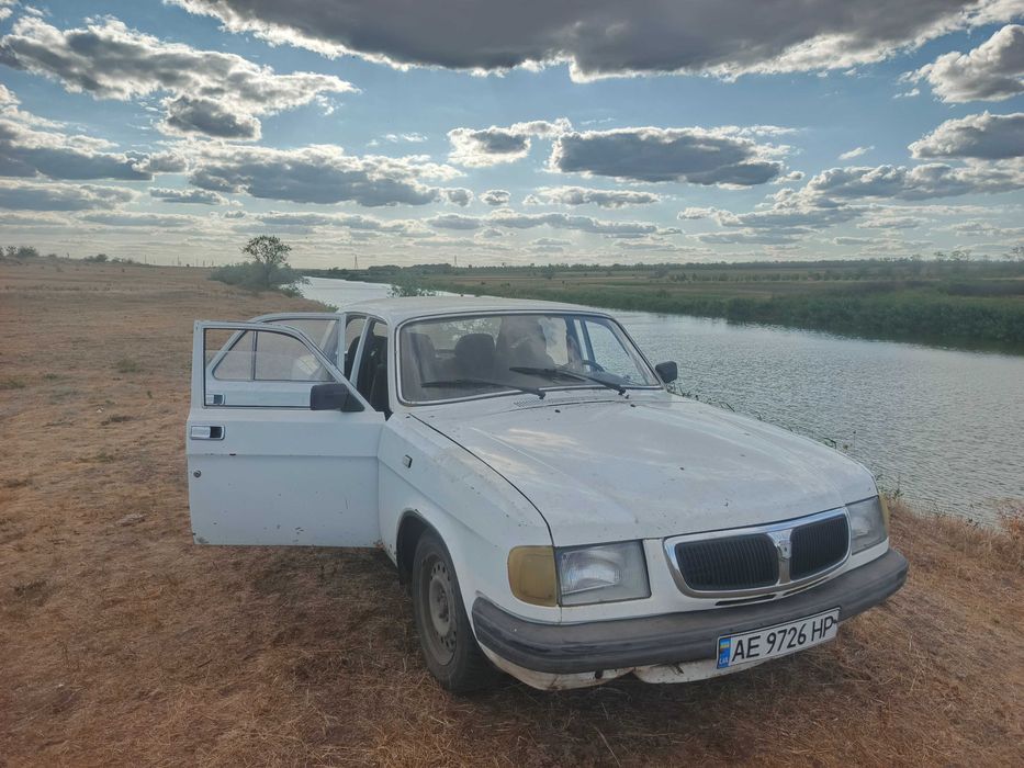 Продам волгу3110