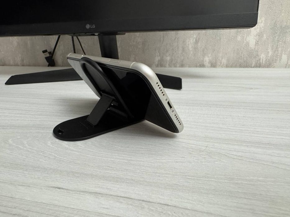 Продам iPhone 11 128GB, White