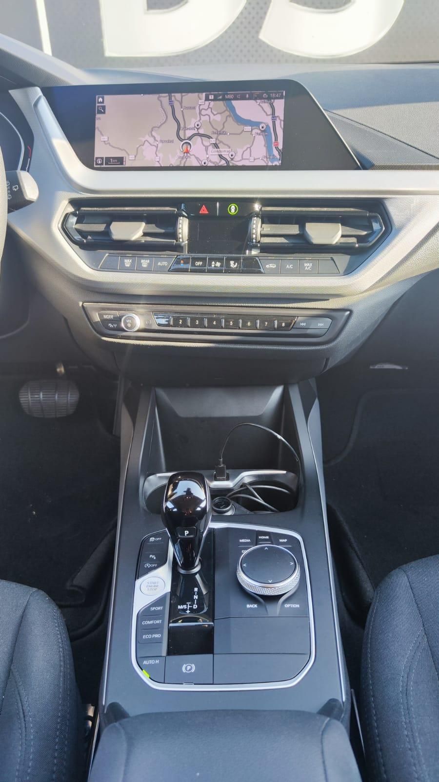 BMW 116  de 2022 com 75,000 kms