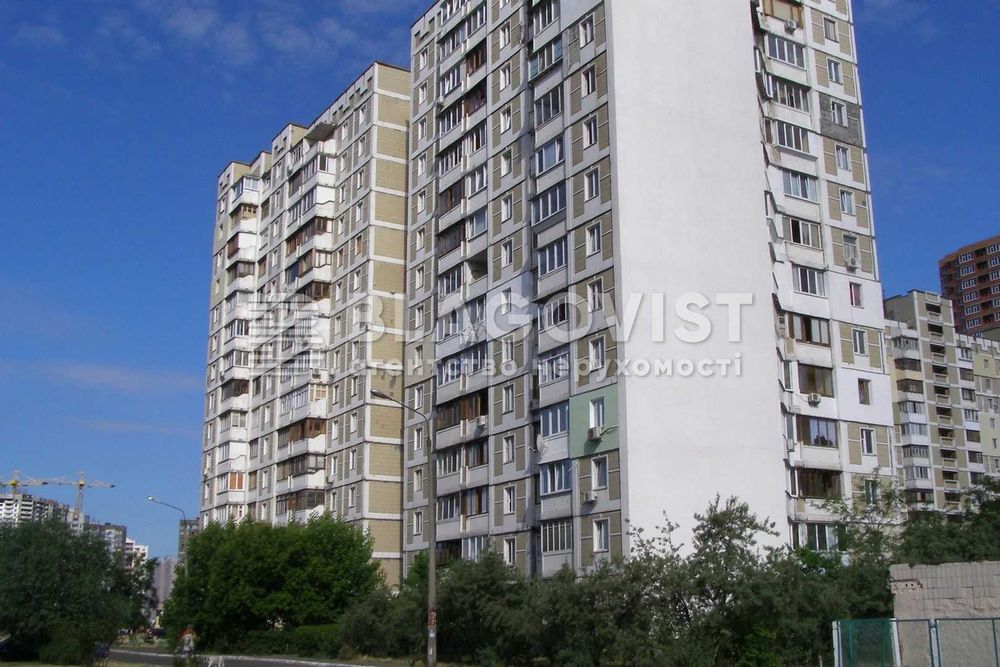 Програми - ТАК! Безготівка.  Продаж 3к квартири  вул. Ревуцького, 13