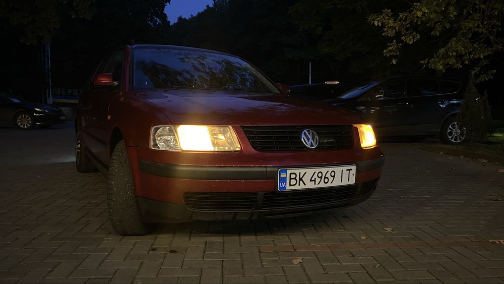 Продам Volkswagen Pasat 1.8