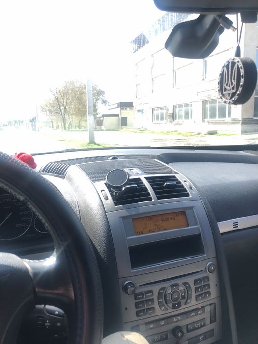 Пежо 407 2.0 бензин