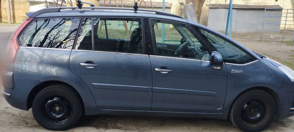 Прода отличное симейное авто