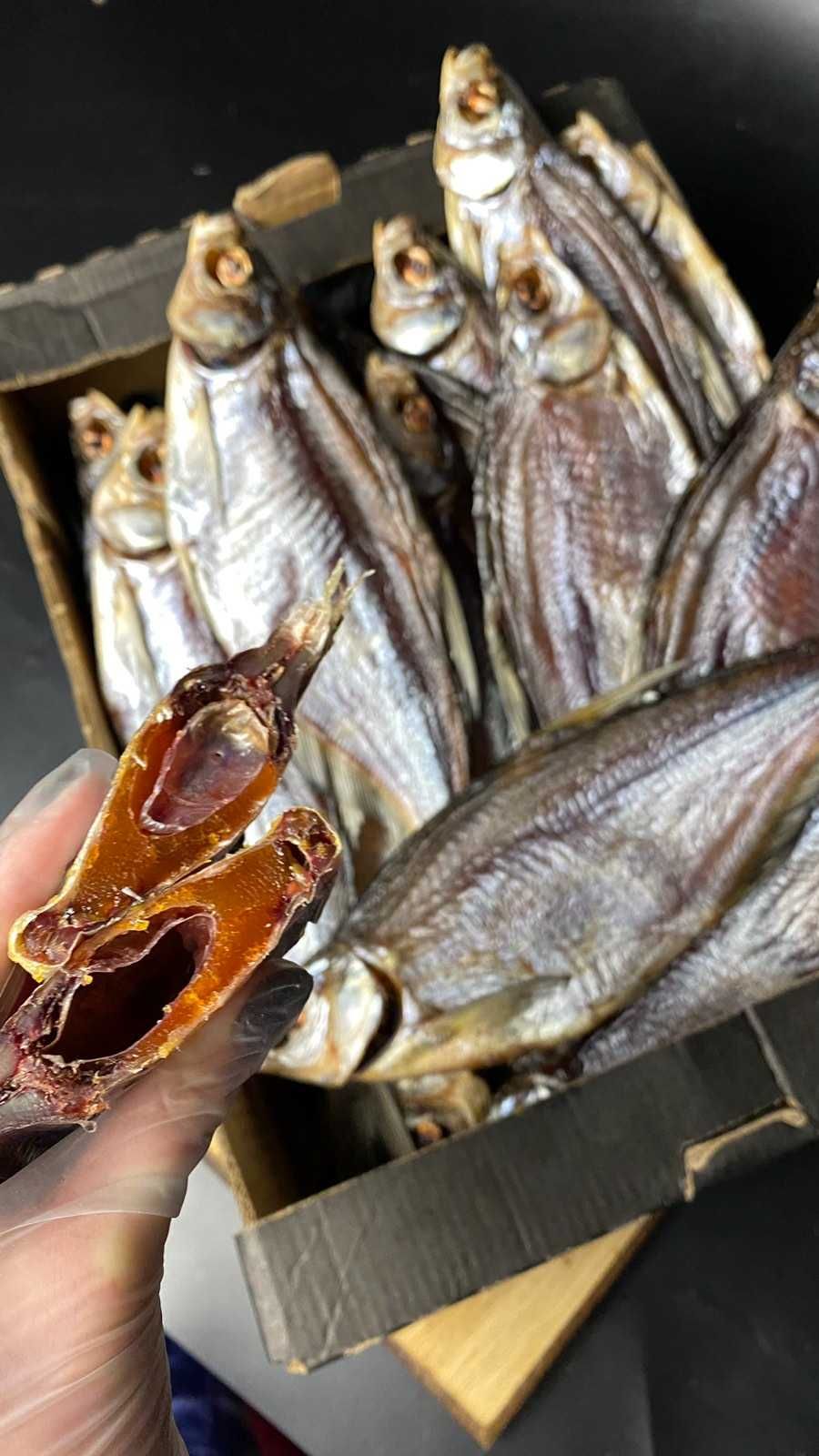 джерки корюшка з ікрою судак підлящ тарань вобла синець