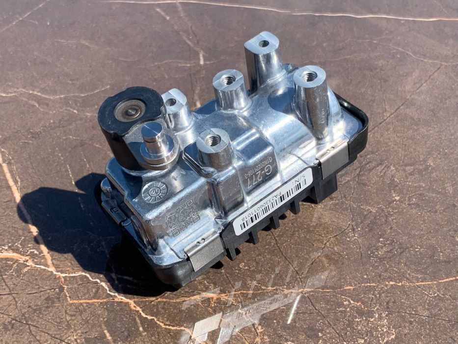 Сервопривід турбіни OM642 3.0 Mercedes Benz w211 w212 w221 w164