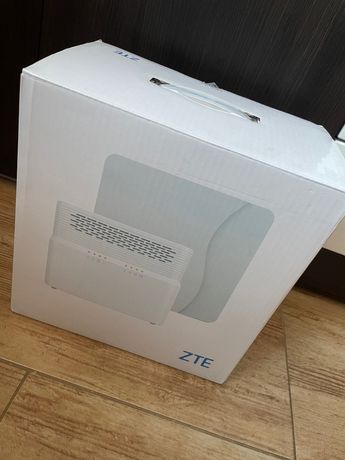 Router LTE cat. 15 ZTE MF258K  bez brandu