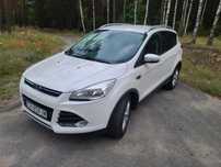 Ford Escape Ford Escape 2015 TITANIUM 2.0 Ecoboost 240 km, Biała Perła