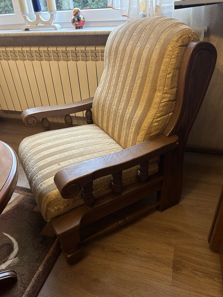 Łóżko sofa ława stolik fotele drewniane komplet