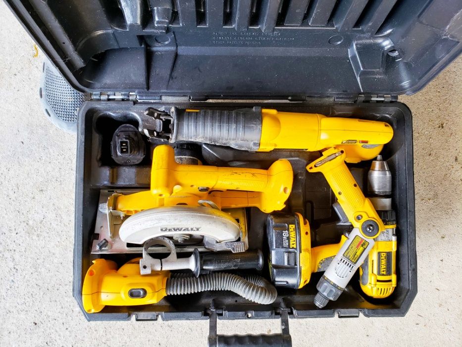 DeWalt DW4KIT-2 18V NiCd