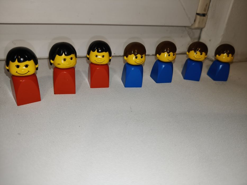 Stare figurki LEGO 4224c01 4224c02 Lata 80' 90' Chłopiec Dziewczynka