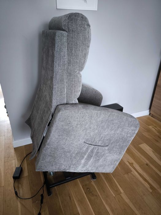 Fotel elektryczny rozkładany