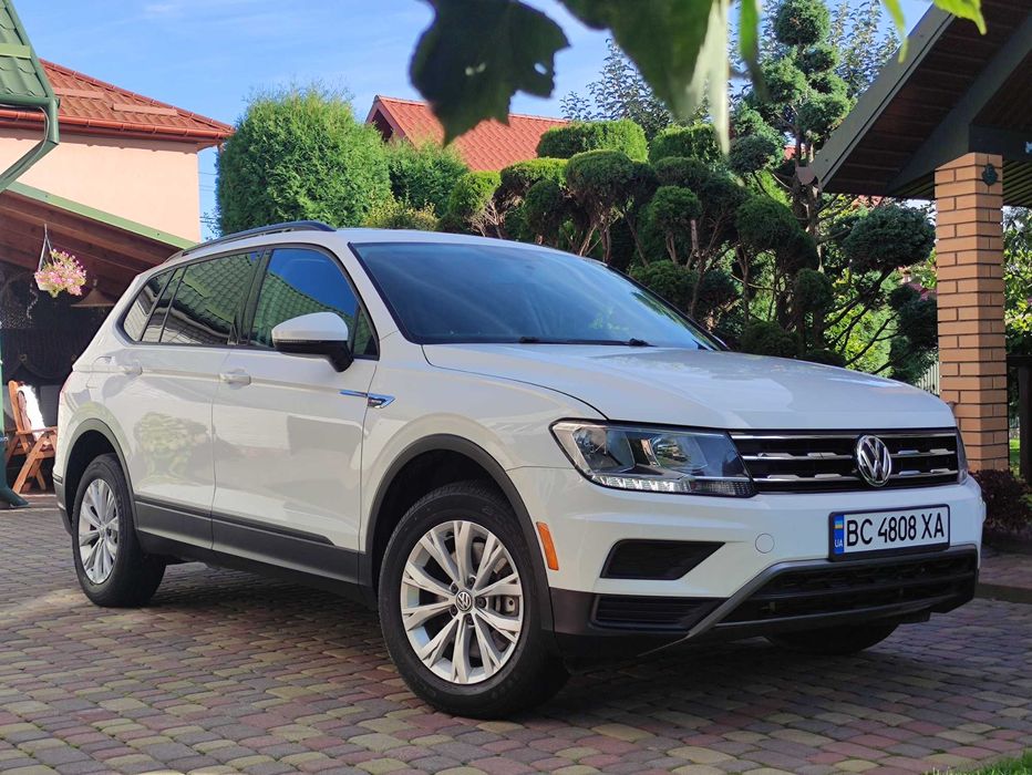 Volkswagen Tiguan,  2017